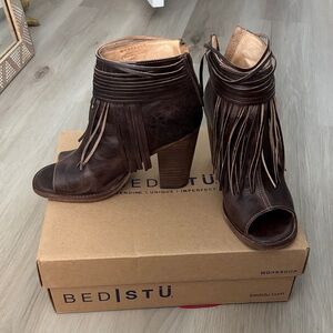 BED|STU Women's Dark Brown Fringe Peep-Toe Booties